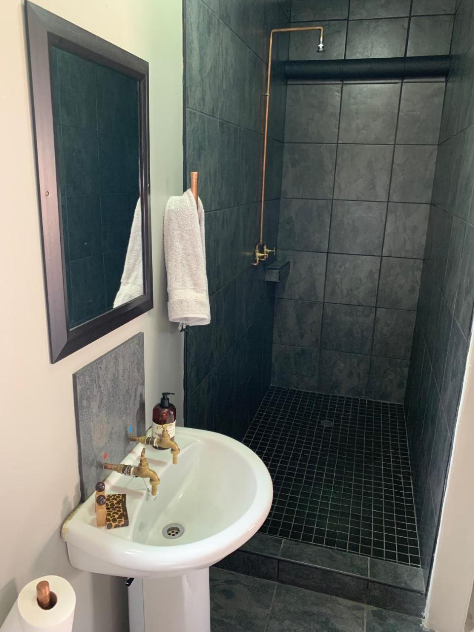 Country Lodge Upington Buitenkant foto